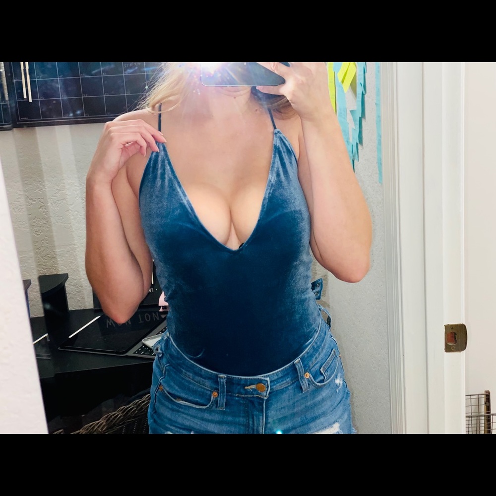 Plunging V neck Bodysuit